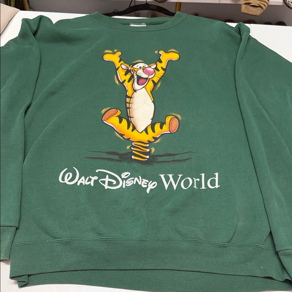 Disney Parks 1998 Tigger Crewneck Vintage Walt Disney World Tigger Sweatshirt